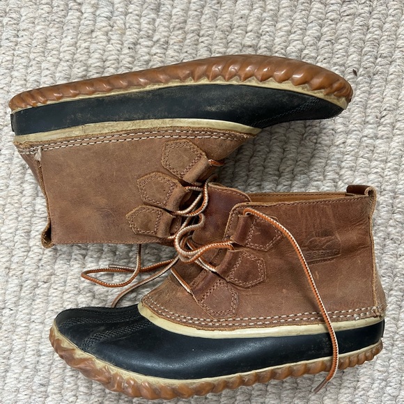 Sorel Leather Rain Snow Boots - Picture 3 of 6